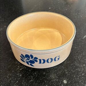 Pfaltzgraff Tan and Blue Dog Bowl for Stylish Feeding